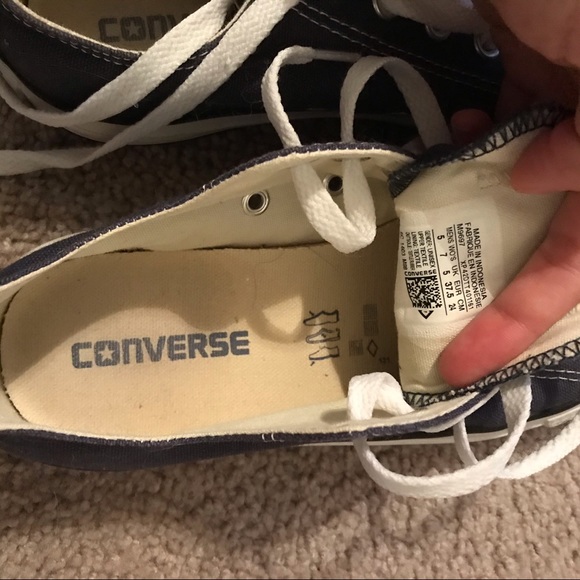 Converse - Picture 3 of 5